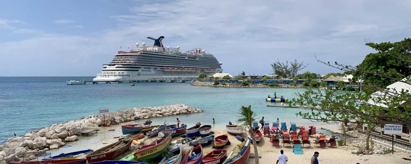 what cruise ship goes to jamaica